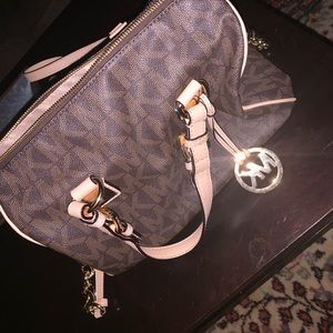 Michael Kors Crossbody Bag